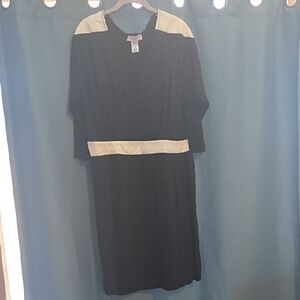 Stitch Btween Elegant Black and Cream Dress